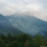 INCENDIO MONTE AMARIANA: ELICOTTERI IN AZIONE. VIDEO